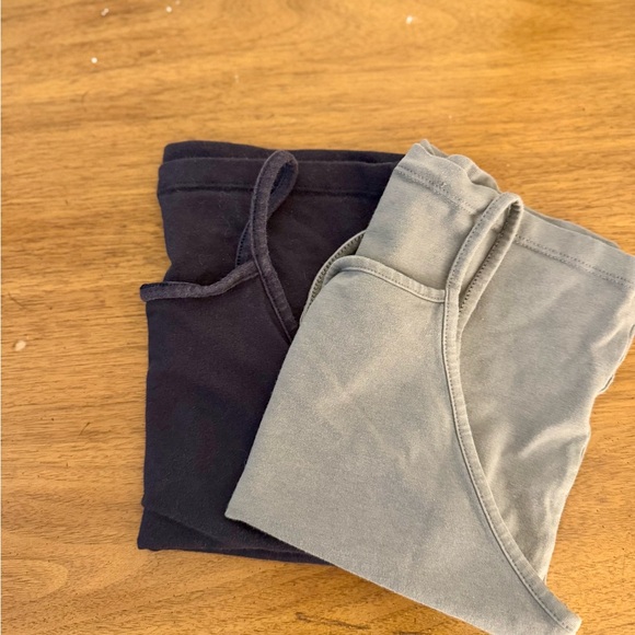 Women's Sleeveless Tops - Black and Gray - Picture 3 of 3